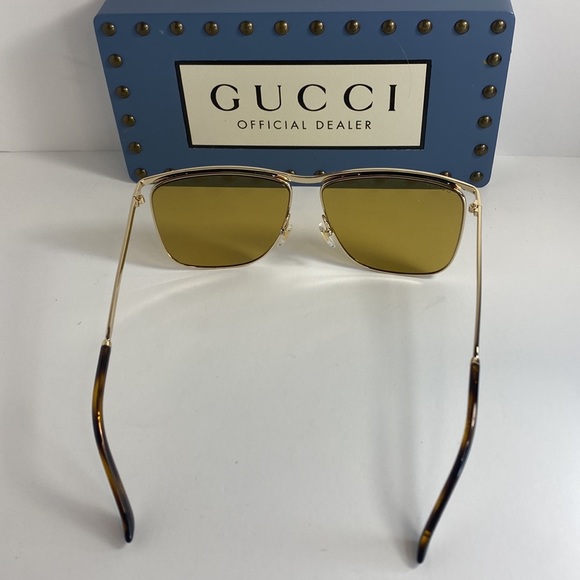 GUCCI New Authentic Oversized Sunglasses GG0821S-30009535003 - Picture 3 of 9